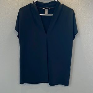 Dark green H&M v neck top